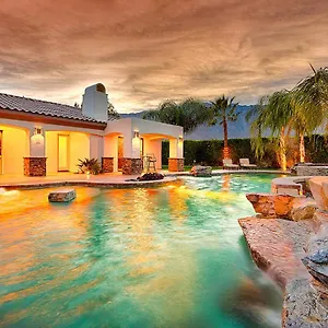 Exclusive, Upscale Estate With 5-star Amenities Villa
